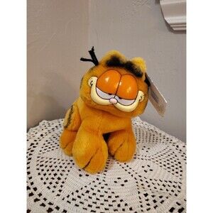 1981 Vintage Dakin Garfield Cat Sitting Stuffed Animal 6.5” Plush Ho Hum
